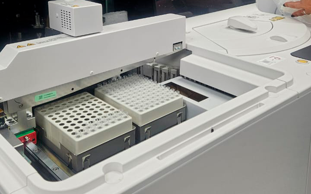 FenixSalud moderniza su laboratorio clínico OAVAR con tecnología de vanguardia